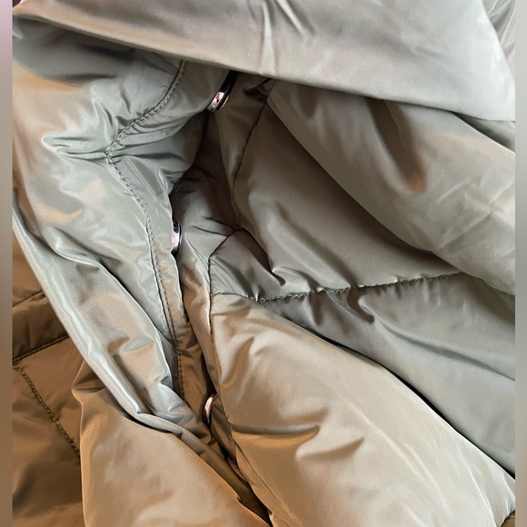 NWT WeWoreWhat Snap-Off Sleeve Puffer Jacket - Picture 6 of 6